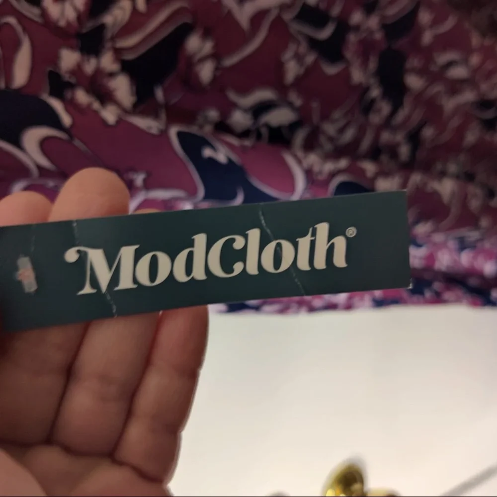 Modcloth Baroque Bouquet Maxi Dress in Sz. 2X NWT - Picture 6 of 8